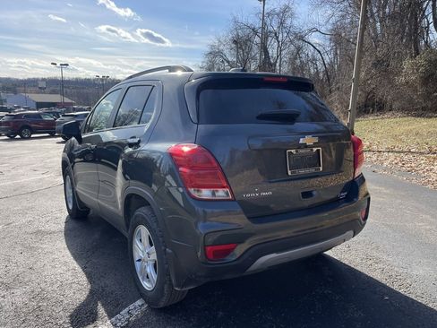 Certified 2018 Chevrolet Trax LT w/ LT Convenience Package image 5