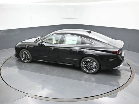 New 2026 Hyundai Sonata SEL FWD image 19