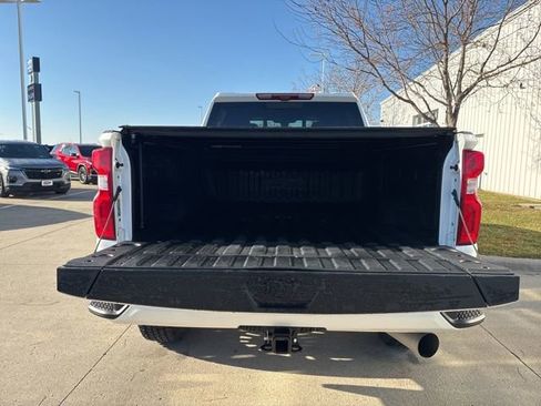 Used 2023 Chevrolet Silverado 2500 High Country w/ LPO, Hitch Package image 18