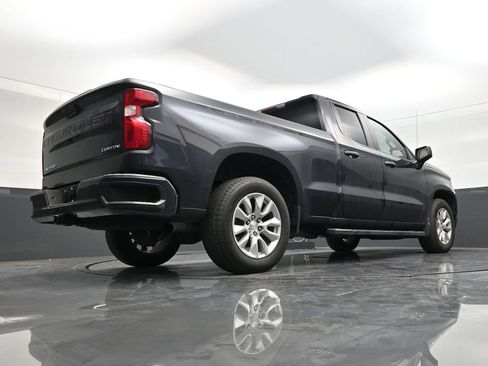 Used 2023 Chevrolet Silverado 1500 Custom image 24