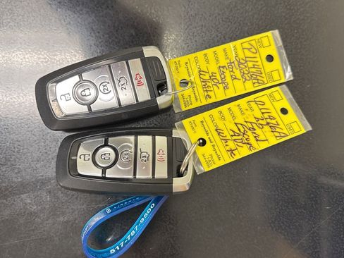 Certified 2022 Ford Escape SE w/ Convenience Package image 38