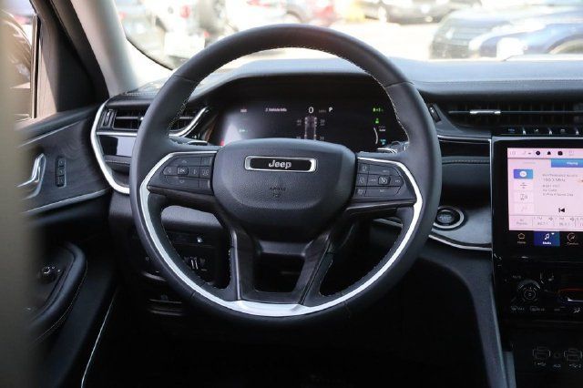 Used 2024 Jeep Grand Cherokee Limited 4xe AWD/4WD image 26
