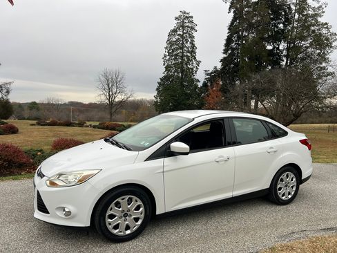 Used 2012 Ford Focus SE image 5