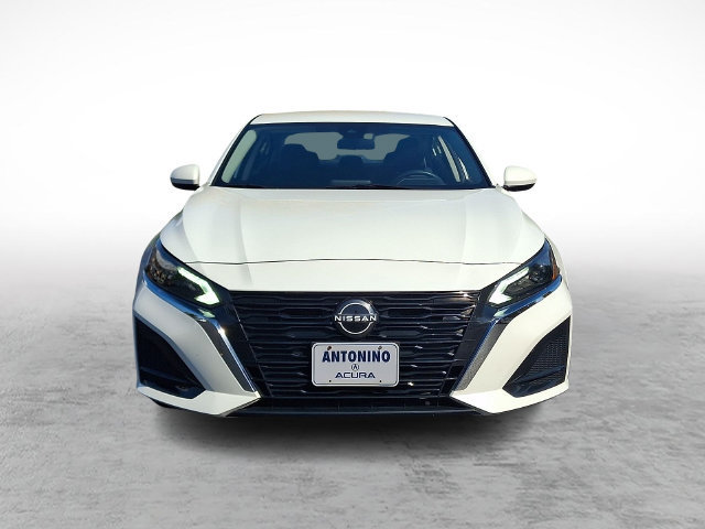 Used 2023 Nissan Altima 2.5 SV AWD/4WD image 2