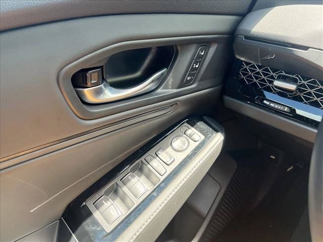 Certified 2025 Honda Accord Touring image 10