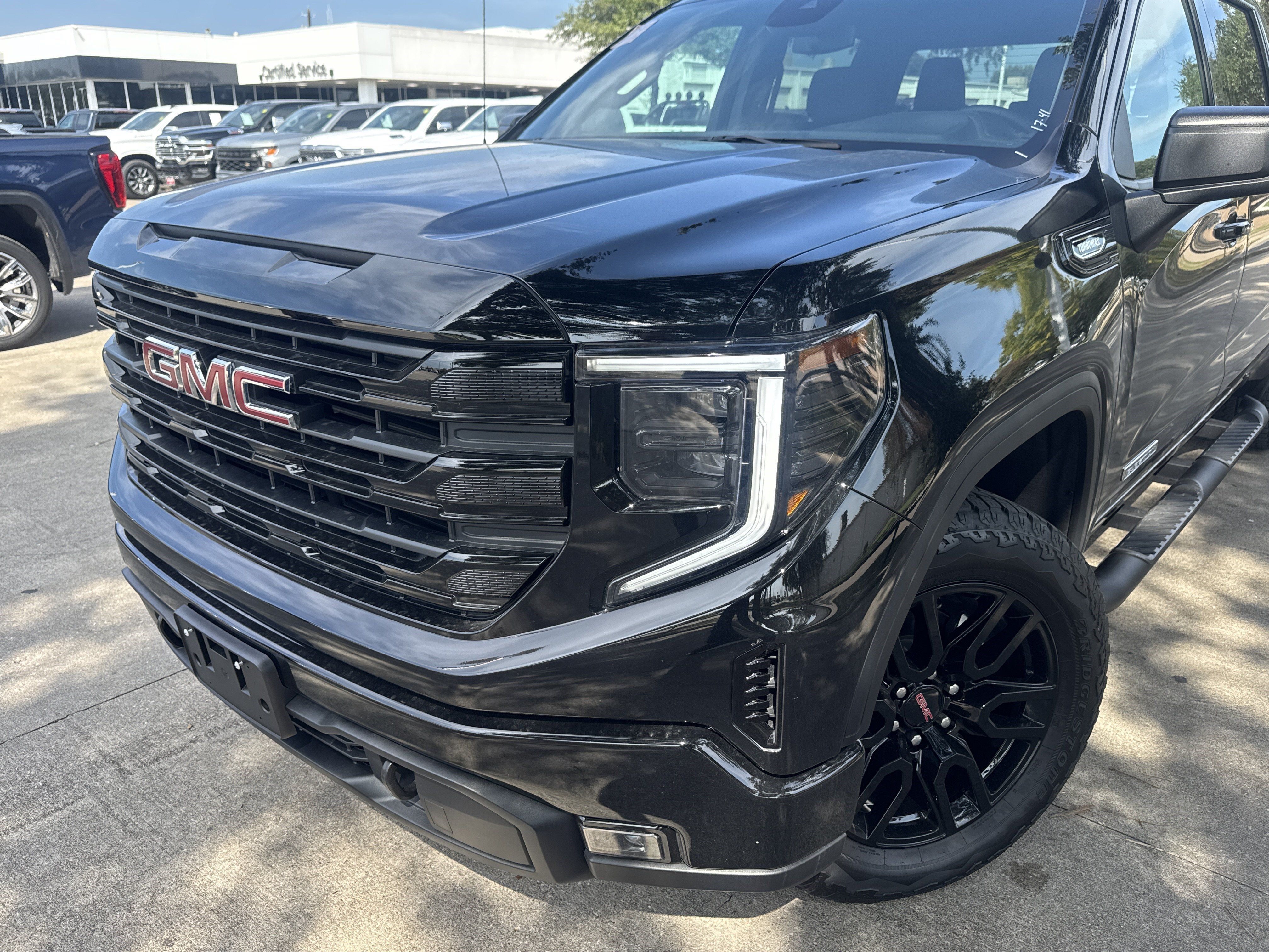 Used 2026 GMC Sierra 1500 Elevation w/ Elevation Select Package RWD image 2