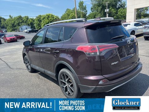 Used 2018 Toyota RAV4 SE w/ Advanced Technology Package AWD/4WD image 5
