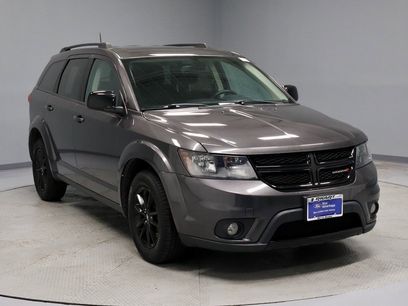 Used 2019 Dodge Journey SE w/ Blacktop Package