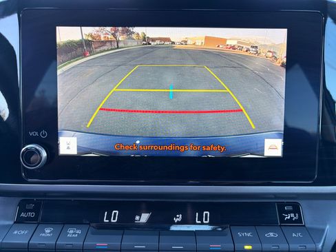 Used 2025 Toyota Camry LE FWD image 18