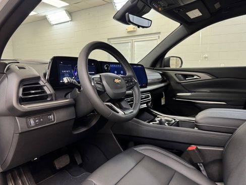 New 2026 Chevrolet Traverse LT w/ Driver Confidence Package image 14