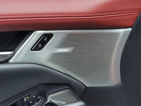 Certified 2025 MAZDA MAZDA3 2.5 S Hatchback w/ Premium Pkg image 12