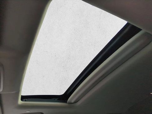 Used 2024 Honda CR-V EX-L image 11