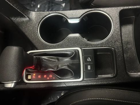Used 2020 Kia Sportage LX FWD image 11