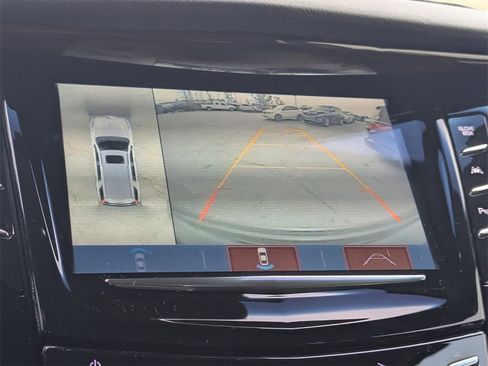 Used 2018 Cadillac Escalade ESV Premium Luxury image 24