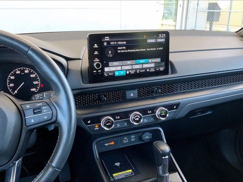 Used 2024 Honda CR-V Sport-L image 7