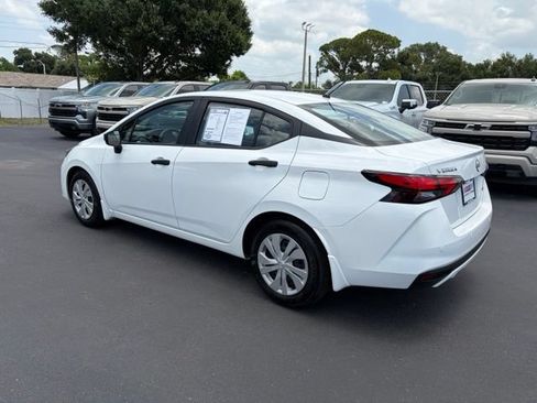 Used 2025 Nissan Versa S w/ Trunk Package FWD image 4