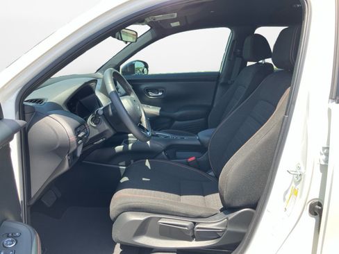 Certified 2024 Honda HR-V Sport image 9