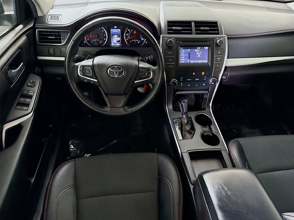 Used 2017 Toyota Camry SE FWD image 16