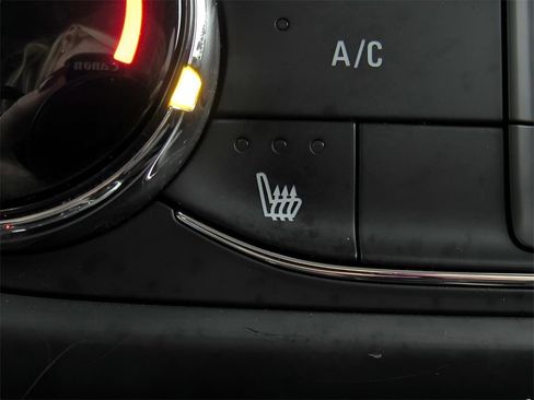 Used 2023 Chevrolet TrailBlazer LT image 17