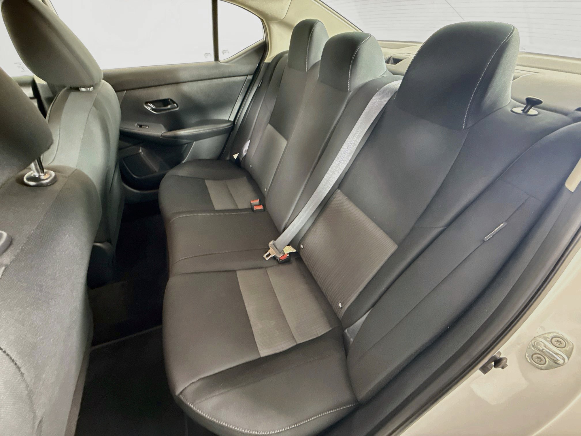 Used 2024 Nissan Sentra SV FWD image 25