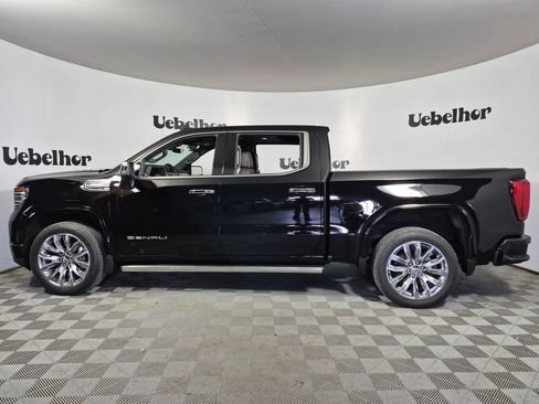 Used 2023 GMC Sierra 1500 Denali w/ Denali Reserve Package AWD/4WD image 5