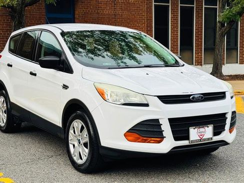 Used 2013 Ford Escape S image 4