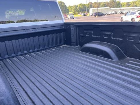 New 2026 GMC Sierra 2500 Pro w/ Convenience Package AWD/4WD image 7