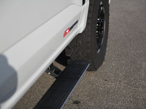 Used 2025 Ford F250 Platinum w/ Tremor Off-Road Package image 6