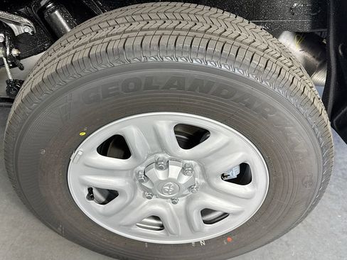 New 2026 Toyota Tundra SR image 30