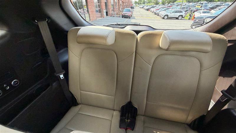 Used 2016 Hyundai Santa Fe SE w/ Option Group 02 AWD/4WD image 20