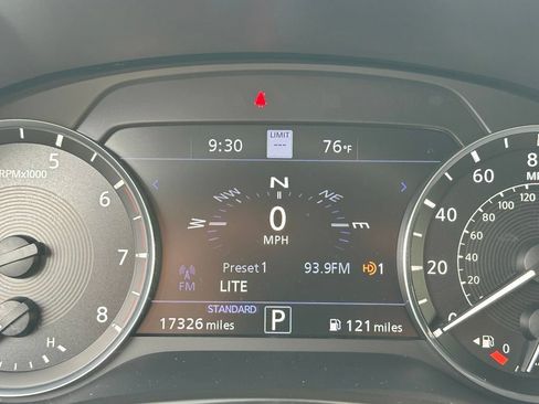 Certified 2023 INFINITI QX50 Sport AWD/4WD image 33