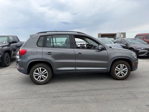 Used 2016 Volkswagen Tiguan S FWD image 3