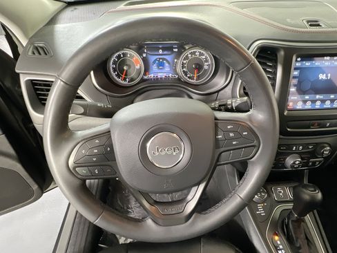 Used 2022 Jeep Cherokee Trailhawk w/ Premium Leather Package image 11