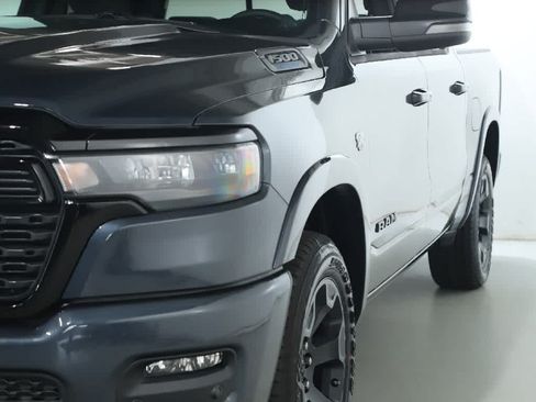 Used 2026 RAM 1500 Big Horn AWD/4WD image 4