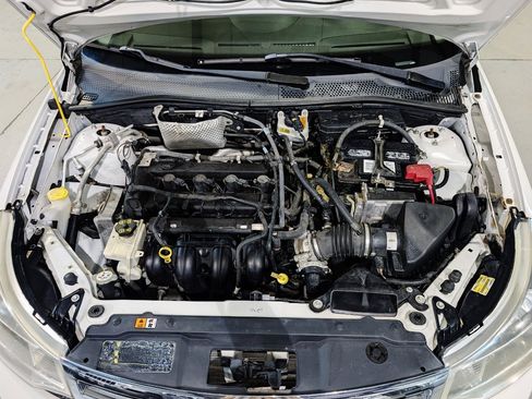 Used 2010 Ford Focus SEL image 47