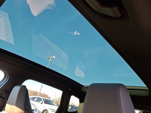 Certified 2025 BMW X3 xDrive30i image 15