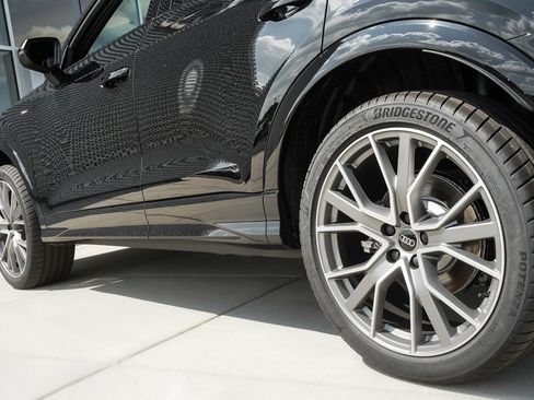 New 2025 Audi Q3 2.0T Premium Plus image 28