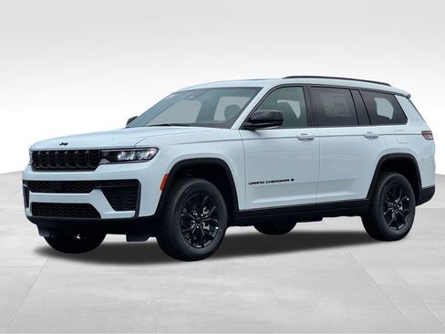 New 2026 Jeep Grand Cherokee L 4WD image 3
