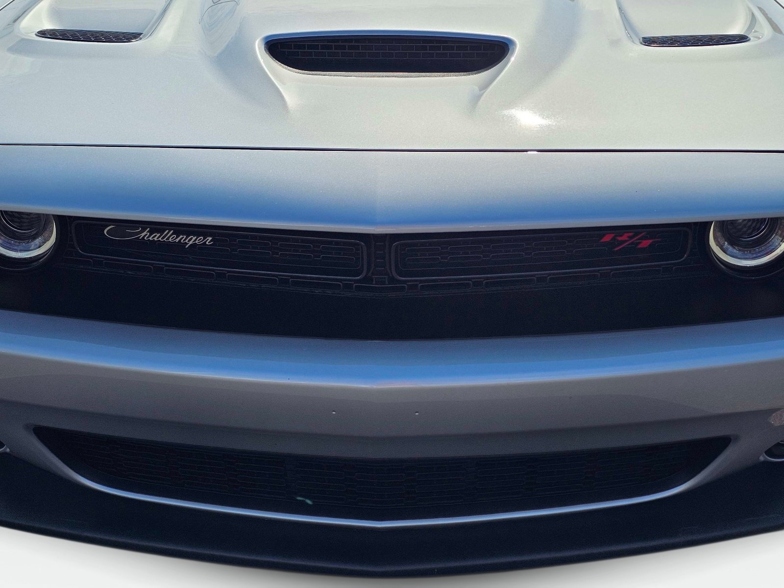 Used 2022 Dodge Challenger R/T Scat Pack RWD image 3