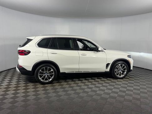 Used 2025 BMW X5 xDrive50e AWD/4WD image 7