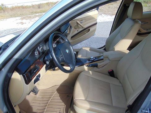 Used 2007 BMW 328xi Wagon image 24