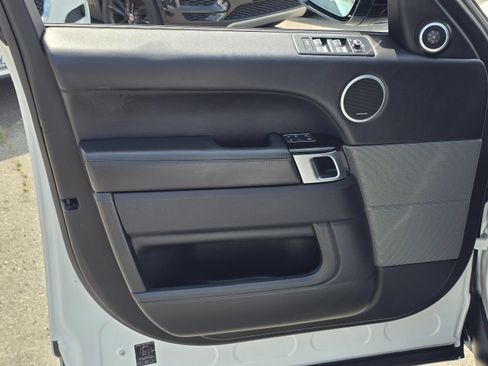 Used 2017 Land Rover Range Rover Sport Autobiography AWD/4WD image 24