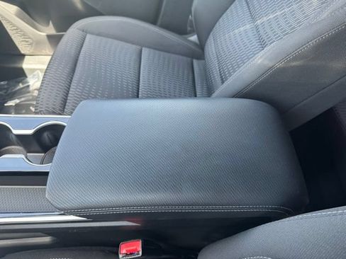 Used 2025 Chevrolet Equinox LT w/ Safety and Technology Package AWD/4WD image 19