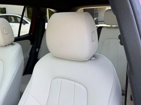 Certified 2026 Mercedes-Benz GLB 250 image 14