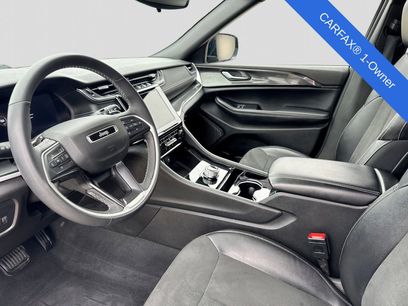 Used 2023 Jeep Grand Cherokee L Laredo