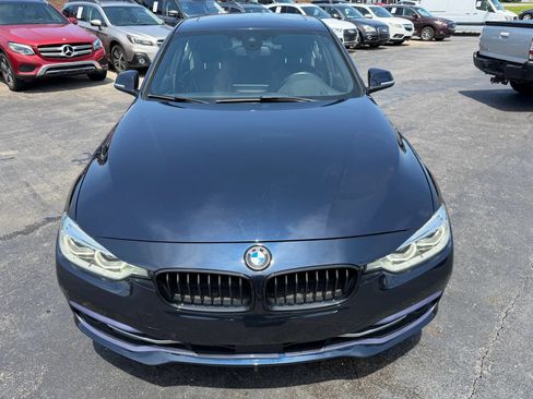 Used 2017 BMW 340i xDrive Sedan AWD/4WD image 9