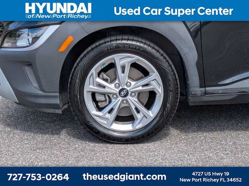 Used 2022 Hyundai Kona SEL AWD/4WD image 10