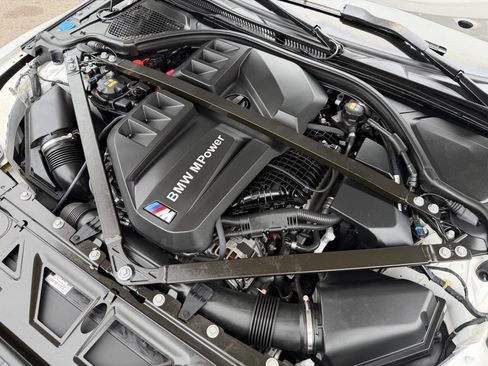 Used 2021 BMW M4 Competition w/ Executive Package RWD image 19