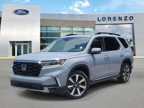 Used 2024 Honda Pilot Elite image 1
