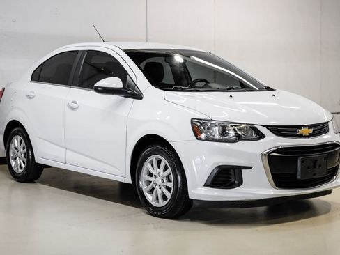 Used 2019 Chevrolet Sonic LT w/ Convenience Package image 6